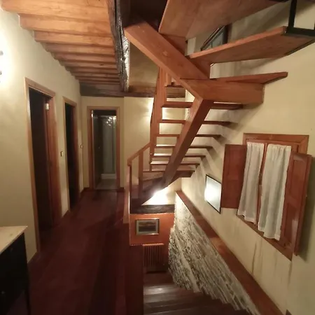 Landhaus Casa De Abril 2 *